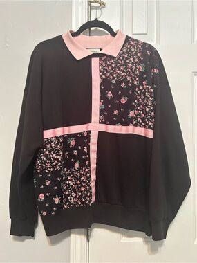 Floral Panel Black & Pink Collared Sweatshirt
